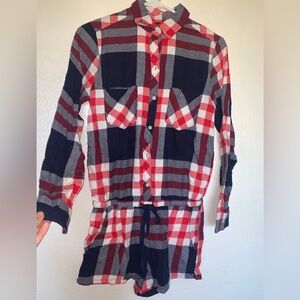 Size Small aerie bundle
Bundle of 3 Aerie items!!